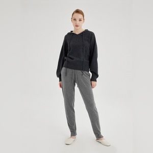 NAP Fit-Midi Cashmere Joggers in Dark Grey size S